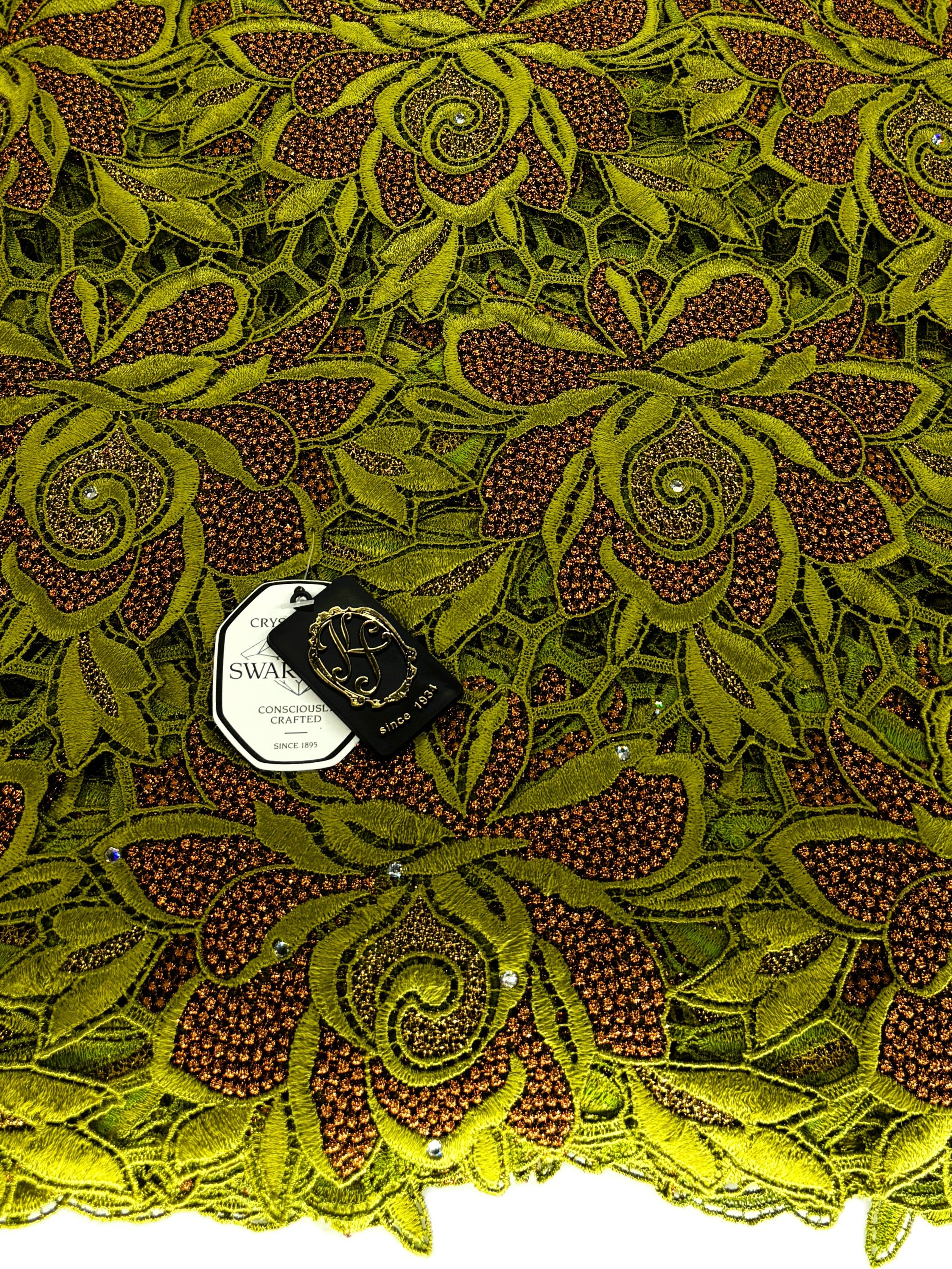 324127 Net Full Guipure w/Swarovski