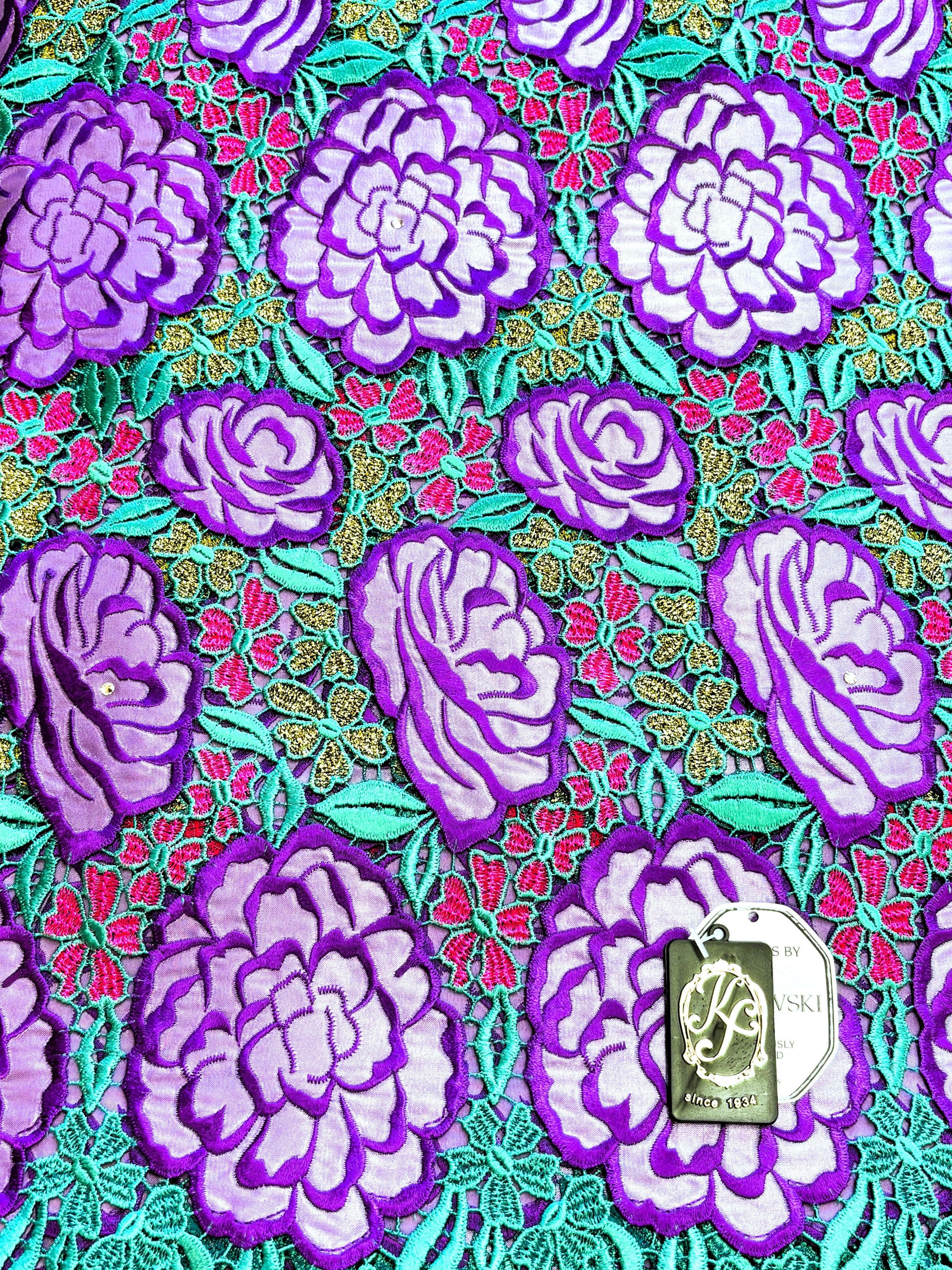 Shop D - 8019 Swiss Guipure Lace w/Applique & Swarovski