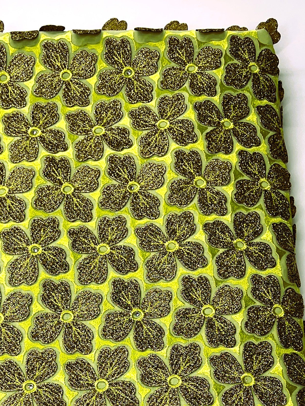 8156 Swiss Voile Appliqué Guipure
