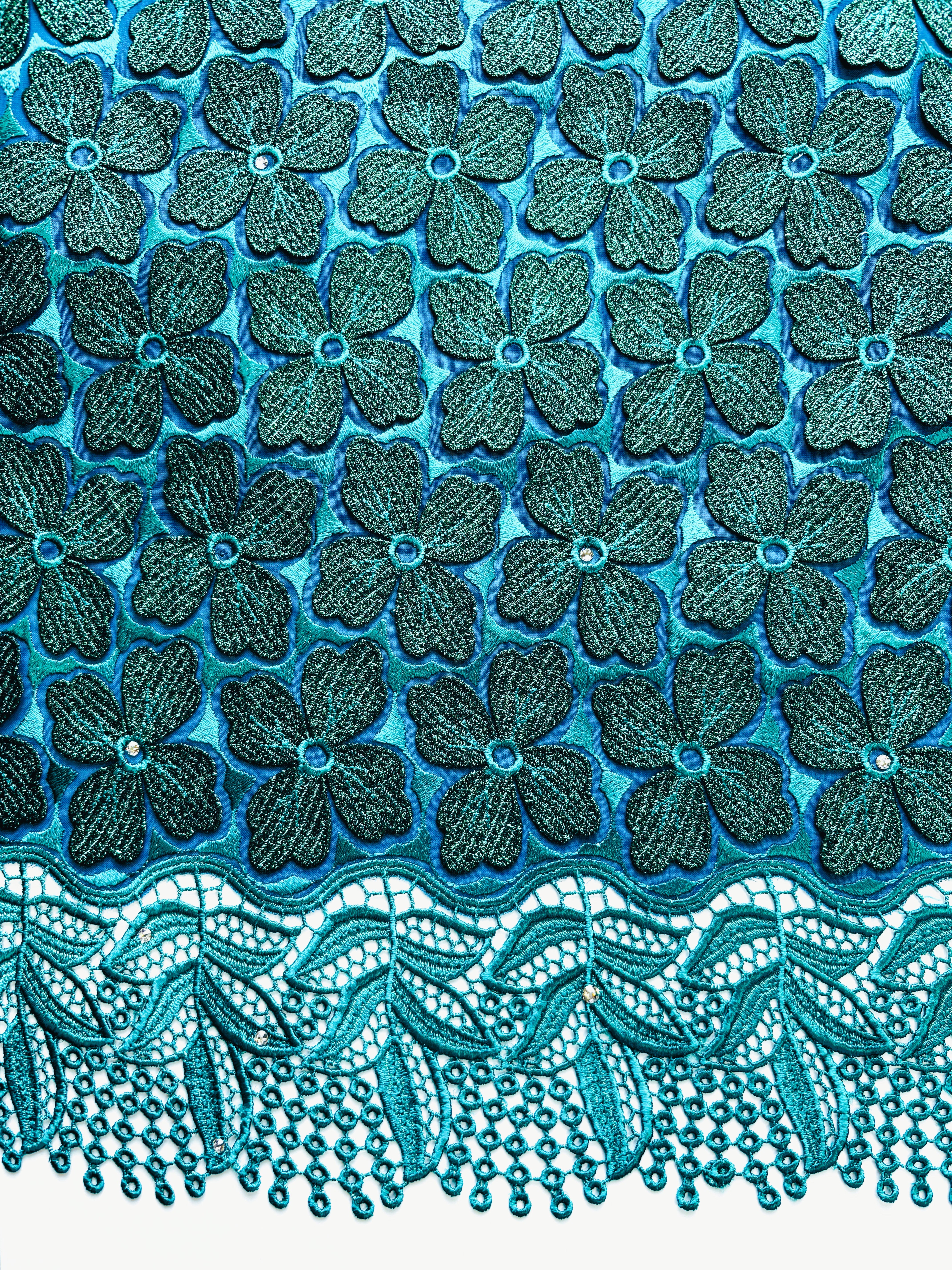 8156 Swiss Voile Appliqué Guipure