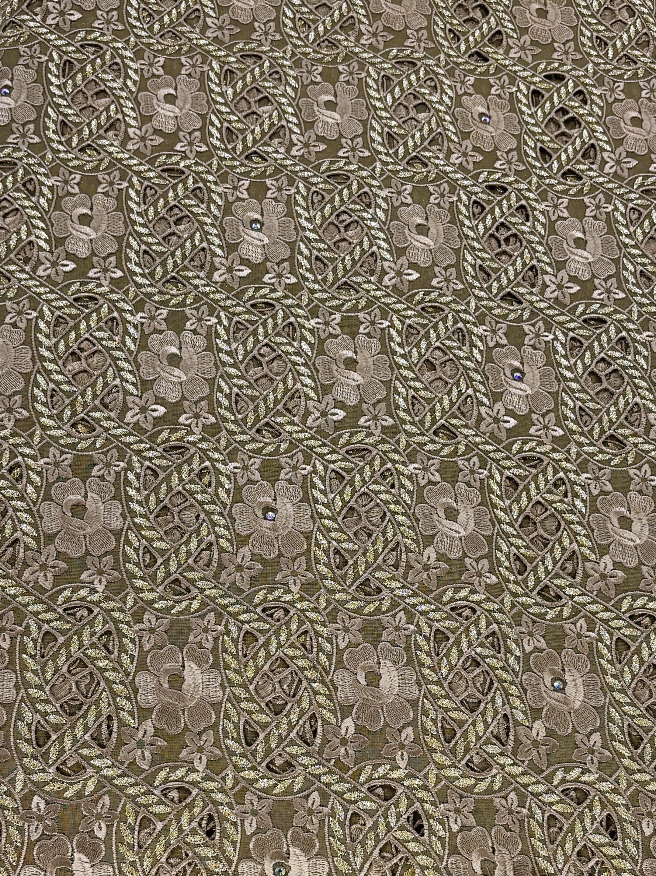 7780 Swiss Voile Allover w/Stones