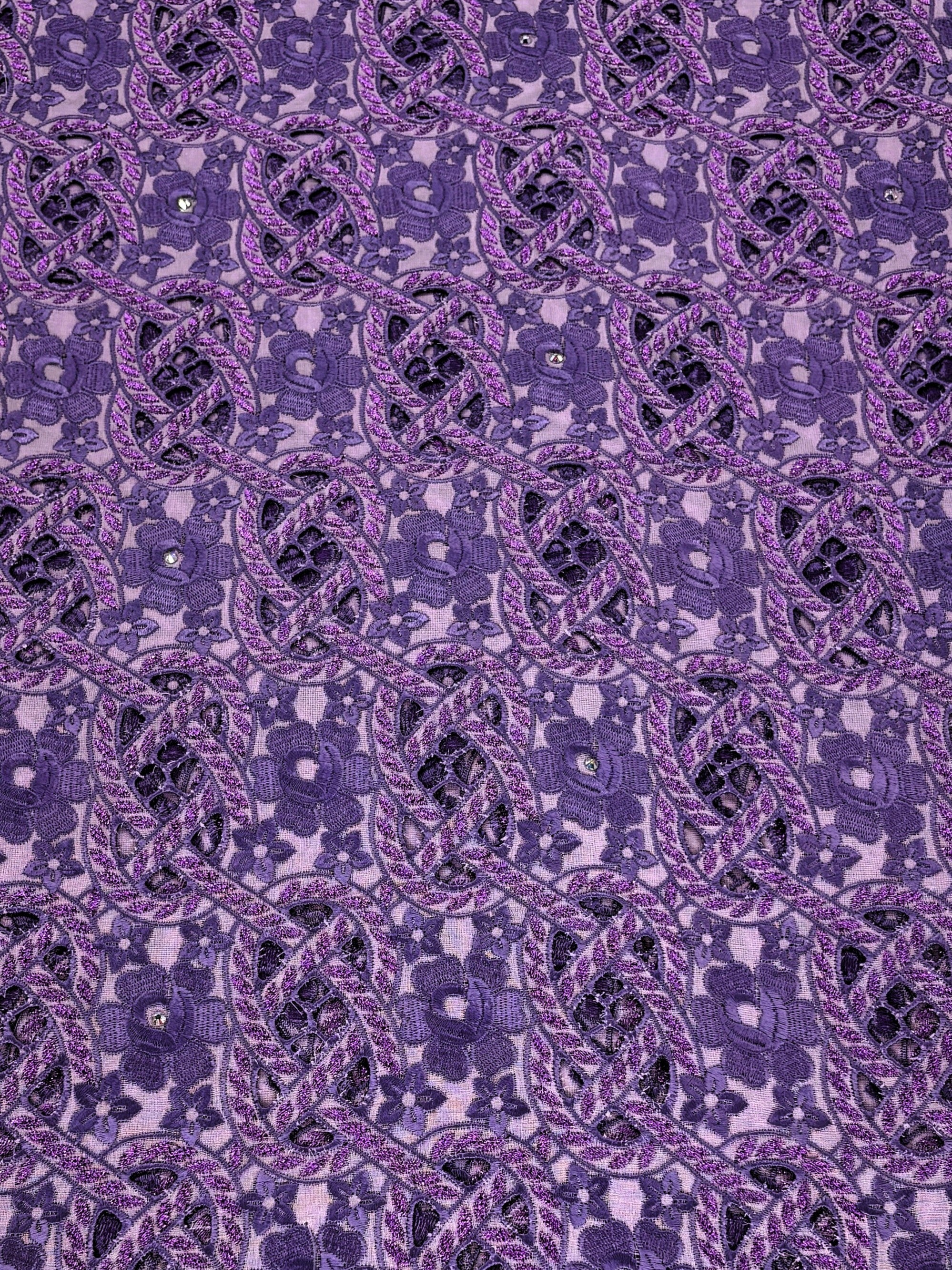 7780 Swiss Voile Allover w/Stones