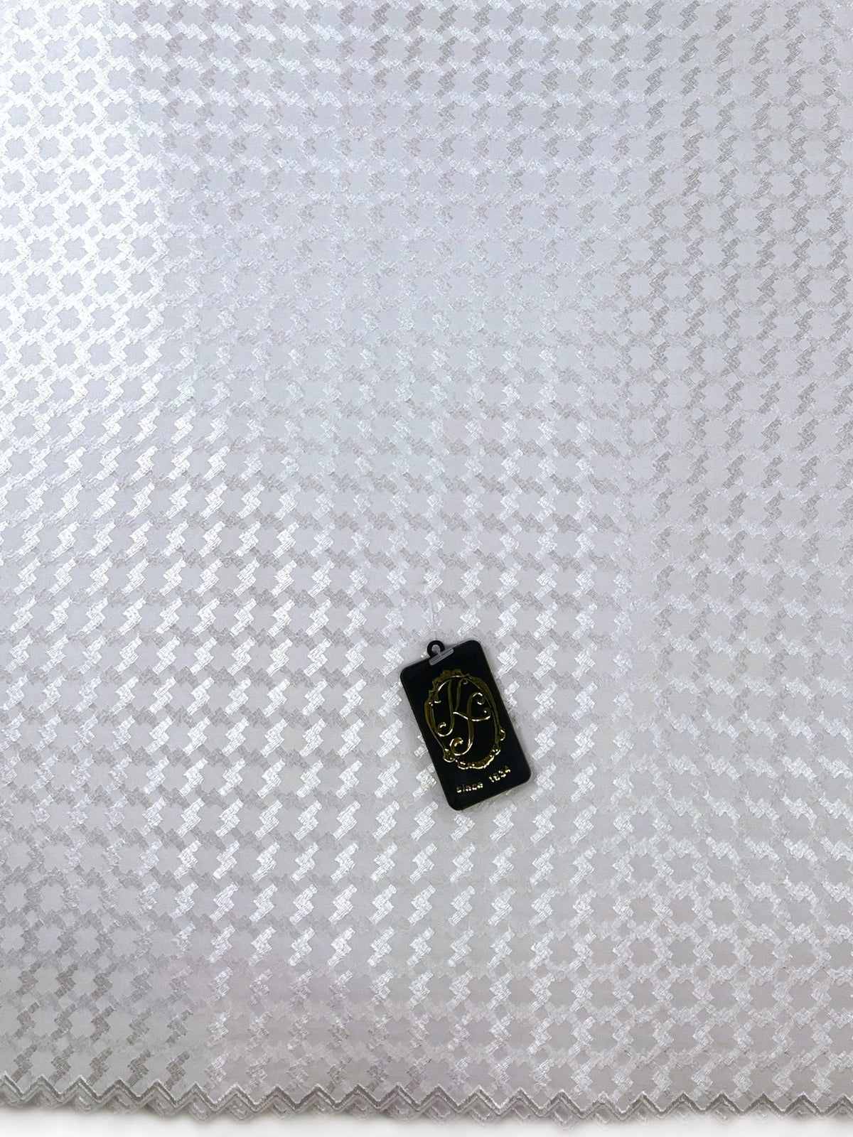 3139 Swiss Polish Cotton with Embroidery