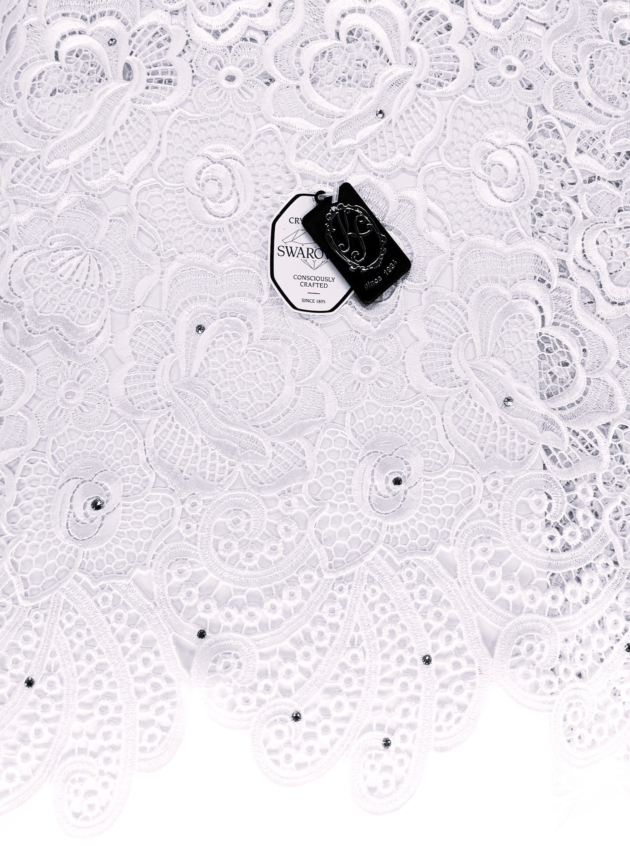 7560 Swiss Guipure Lace w/Swarovski