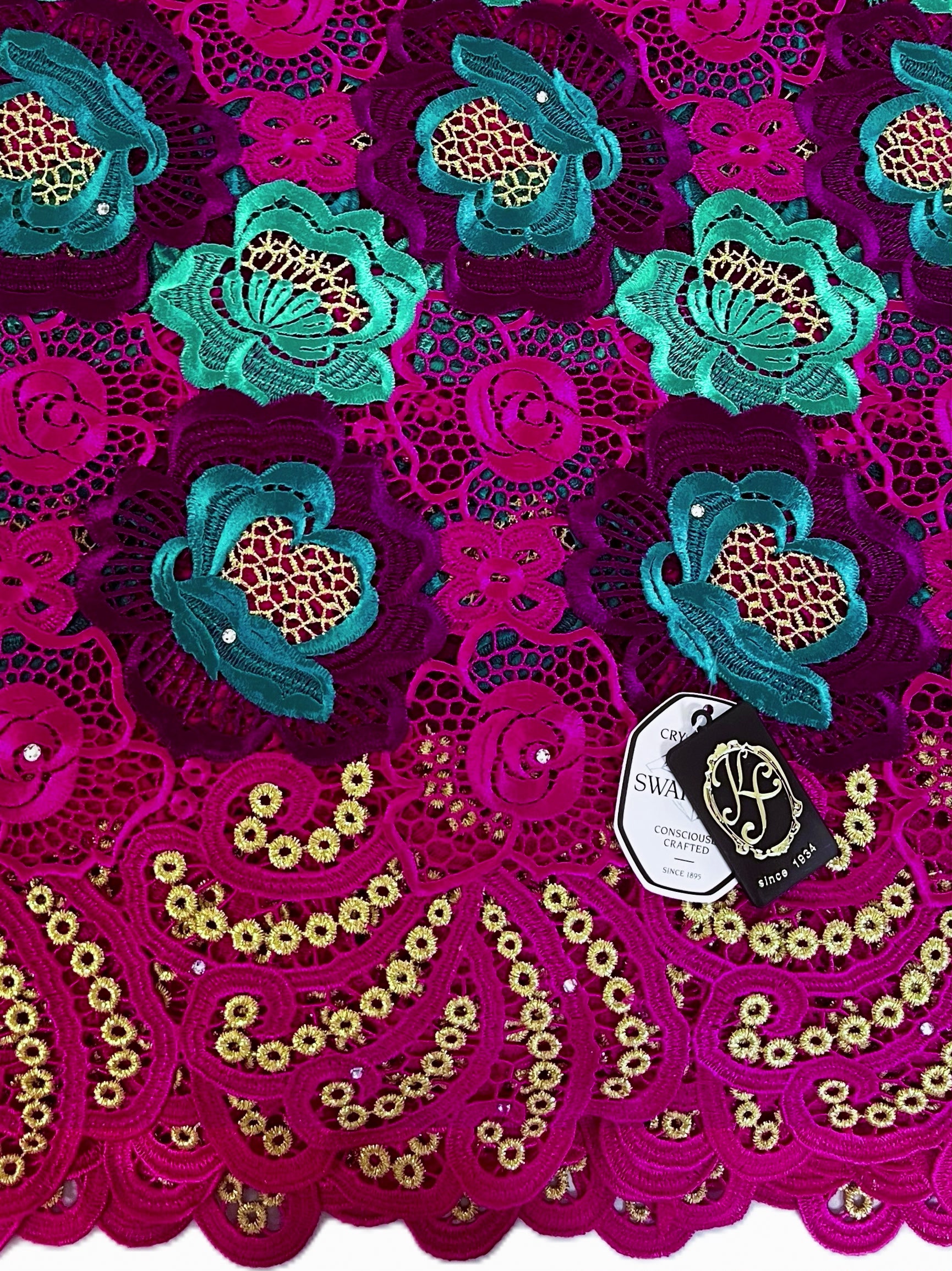 7560 Swiss Guipure Lace w/Swarovski