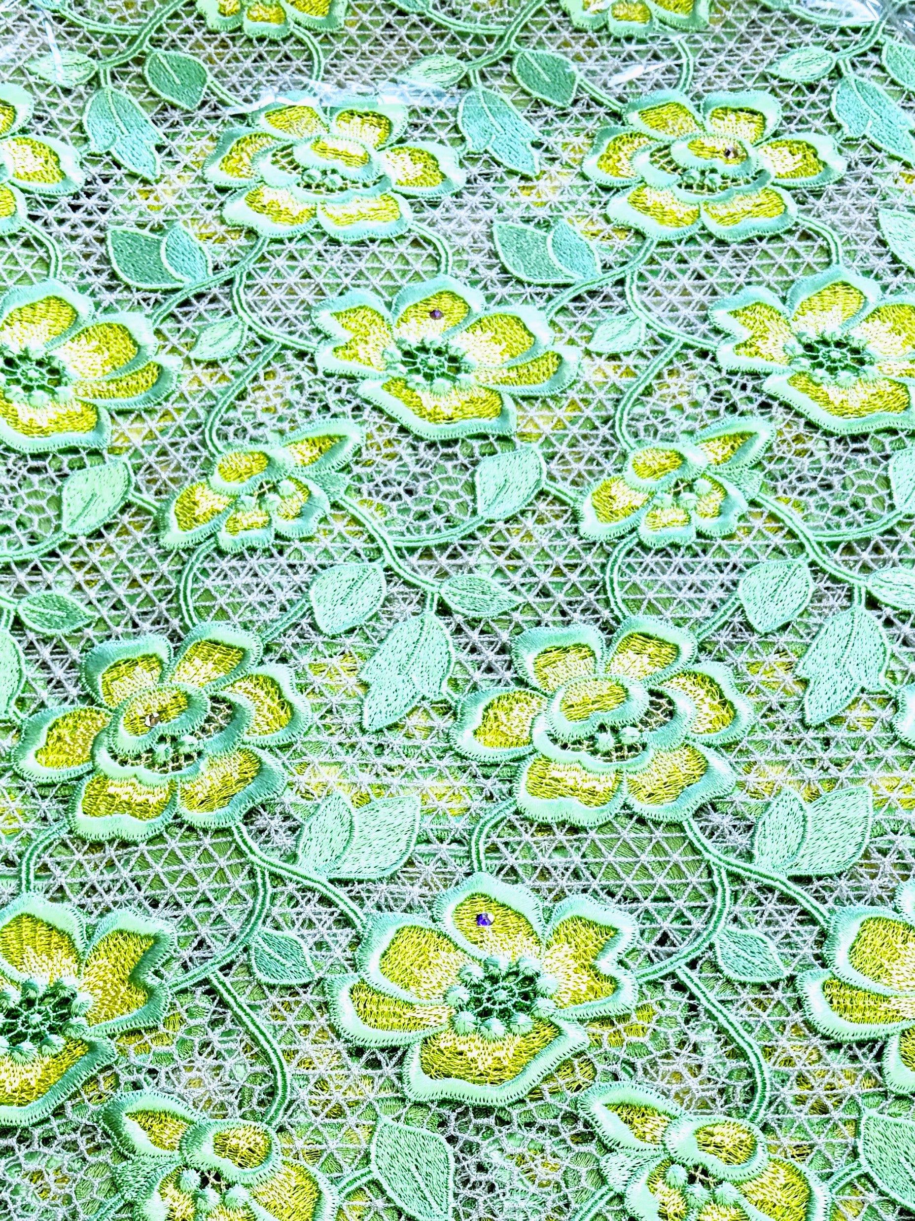 8091 - Swiss Guipure Lace w/Swarovski