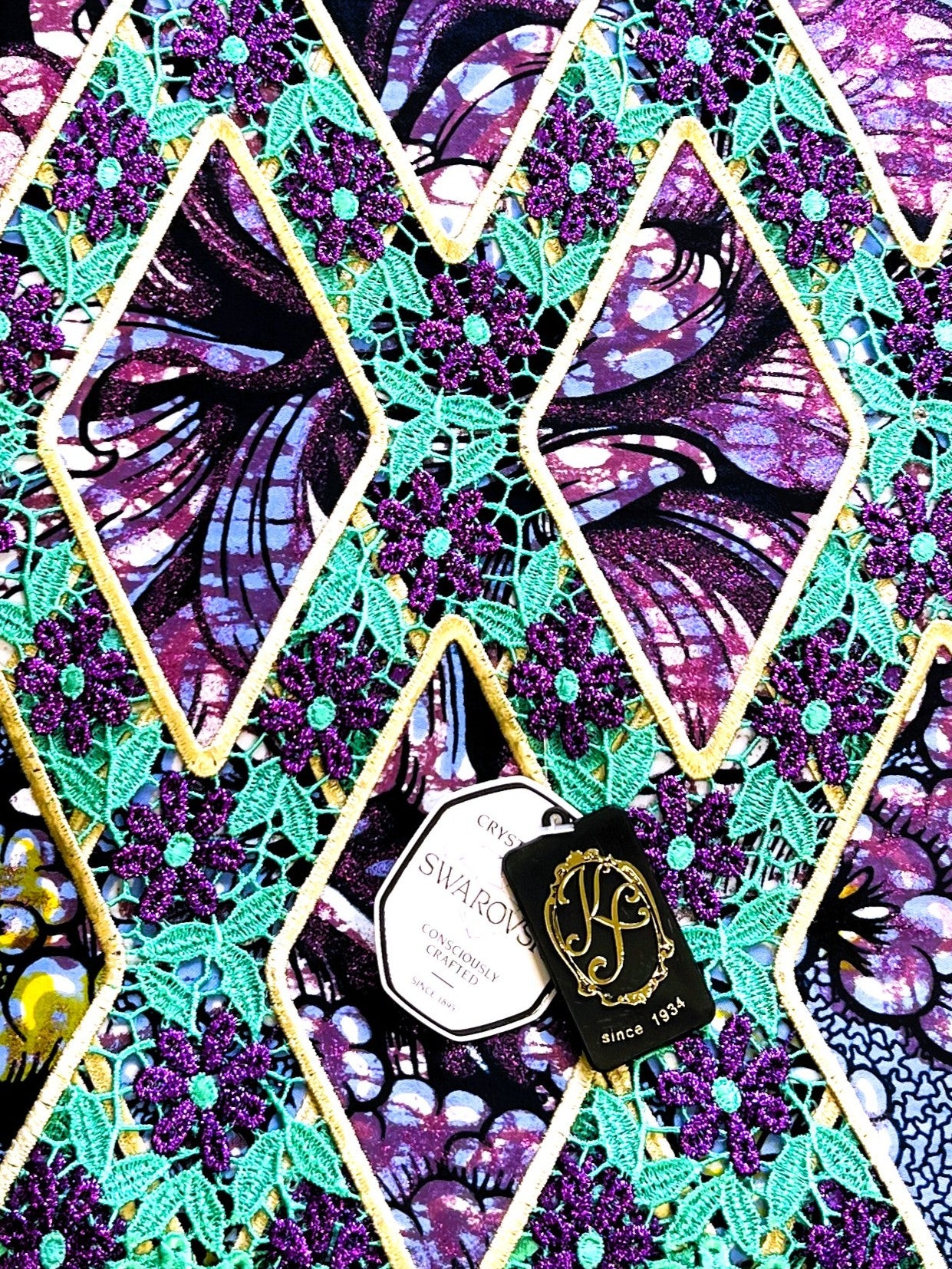 8156W Grand Super Wax Guipure w/Swarovski
