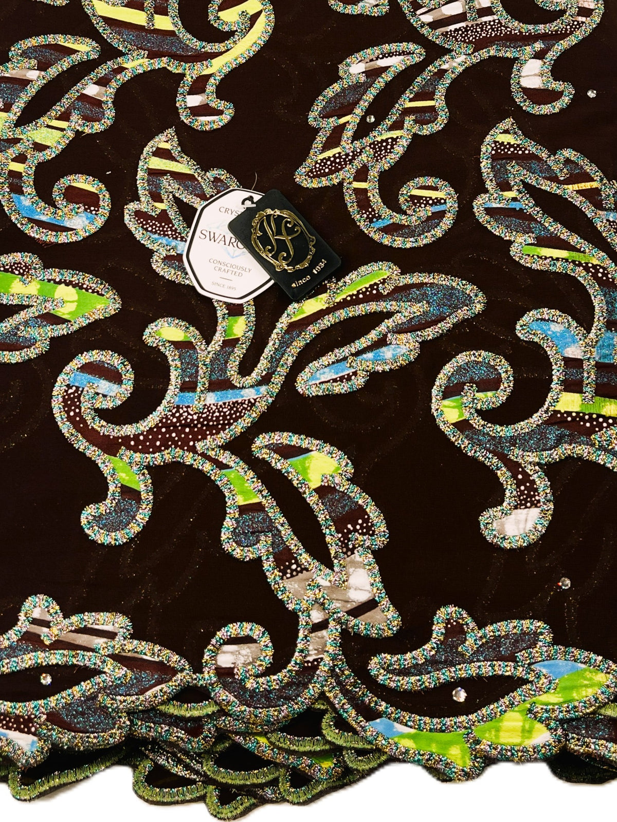 7394W – Swiss Vlisco Printed Wax Voile w/Swarovski and Double Borders